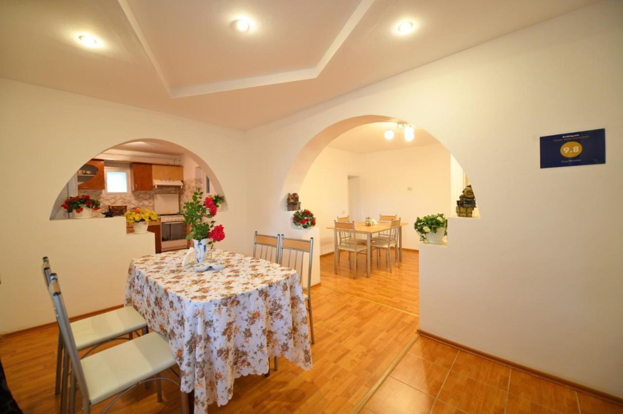 Casa Mirandre Διαμέρισμα Haţeg Εξωτερικό φωτογραφία